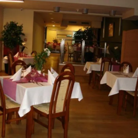 Hotel Centrum Business 